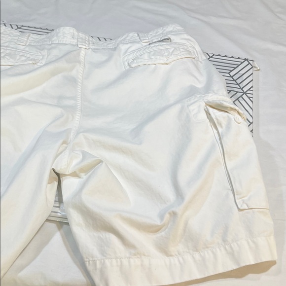 Ralph Lauren White Polo Shorts - Picture 7 of 8